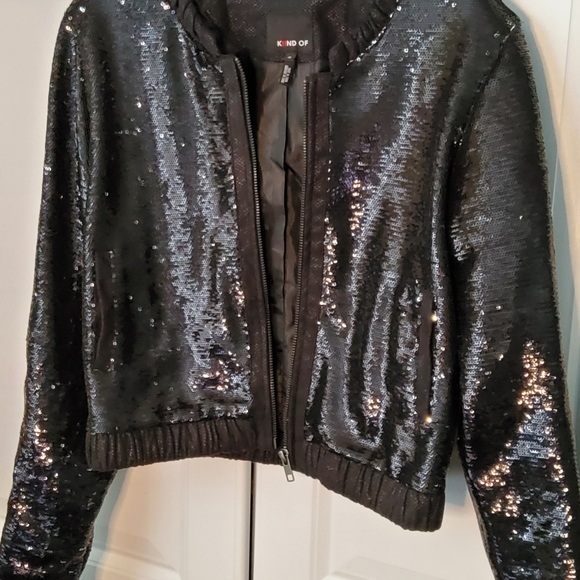 Jacket - Picture 2 of 4